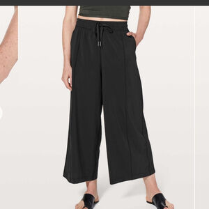 Lululemon Get Going Wide Leg Pant *24" in Black Sz 2